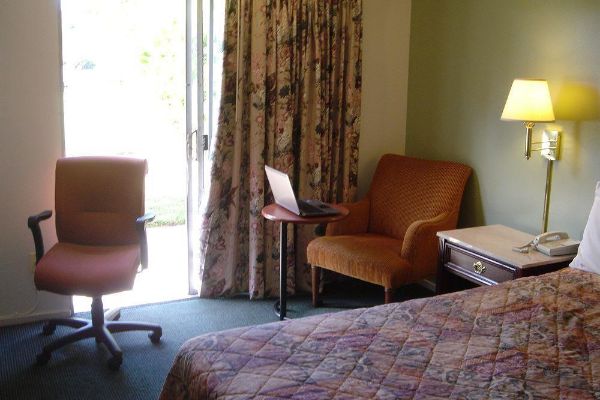 Travelodge Red Bluff